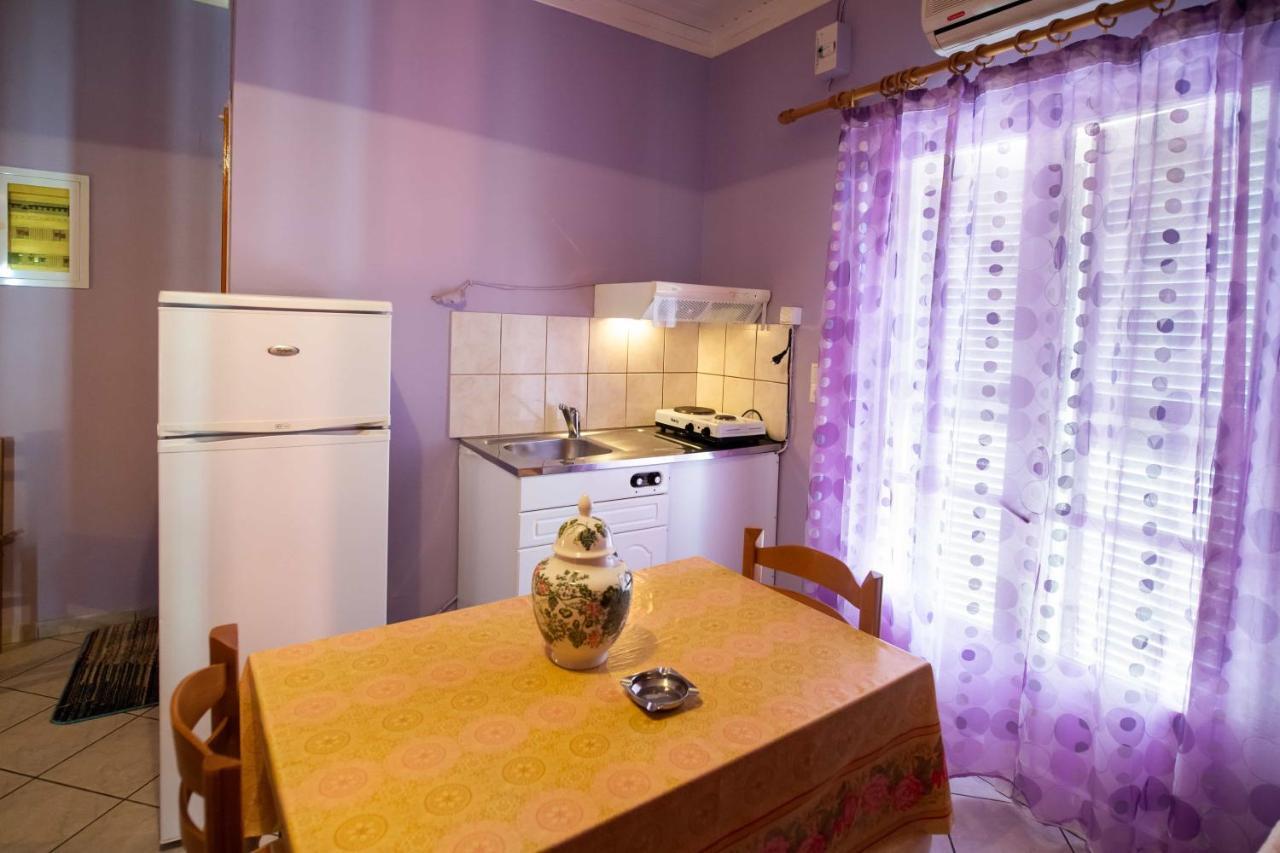 Efthalia Apartments & Studios Nydri  Exterior photo